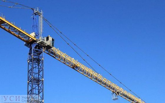 Строительство высотки возле автовокзала остановили: состояние соседних зданий проверят эксперты (фото) «фото»