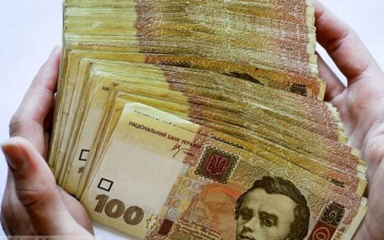 В Одессе будут судить двух руководителей управления Миграционной службы, подозреваемых в присвоении 900 тысяч «фото»