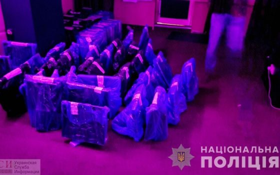 “Скажи пароль”: в Приморском районе накрыли подпольное казино (фото, видео) «фото»