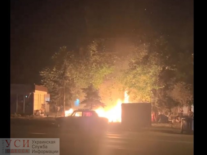 На поселке Котовского горел рынок (видео) «фото»