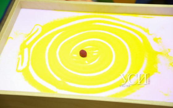 Роботы, инклюзия и “школьная демократия”: в Одессе появилось новое пространство для учителей (фоторепортаж) «фото»