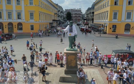 Вышиванковый фестиваль в условиях карантина: без мега-марша, но с автопробегом «фото»