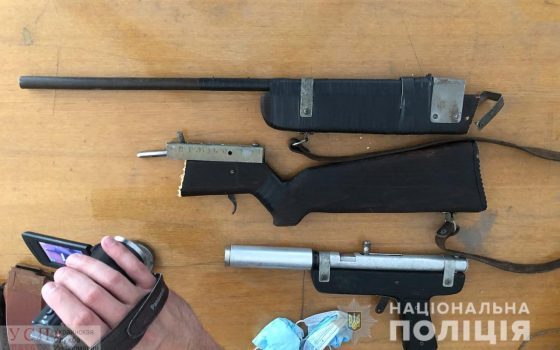 “Домашний мастер”: у жителя Суворовского района нашли самодельное ружье и пистолет (фото) «фото»