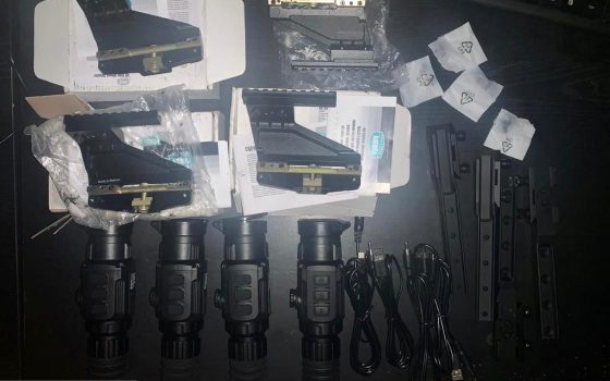 В Черноморске иностранец в тайнике машины пытался вывезти из Украины товары военного назначения (фото, видео) «фото»