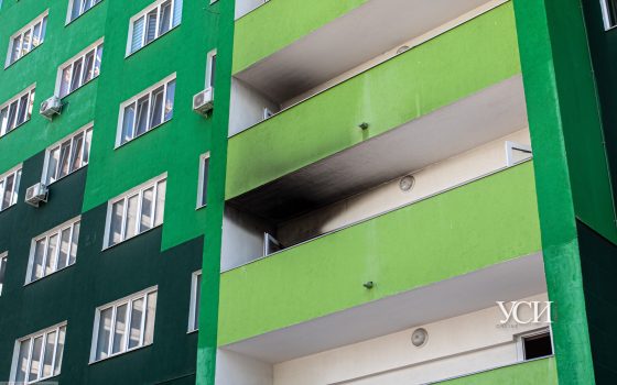 В копоти, без воды и света: как живут одесситы после пожара в ЖК “Острова”(фото, видео) «фото»