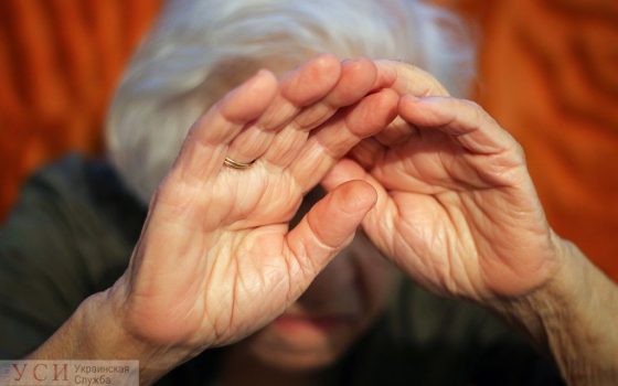 Одесситку, которая год издевалась над матерью, на 6 месяцев отправили за решетку «фото»