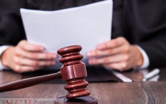 Руководителя ресторана оштрафовали за работу после 23 часов «фото»