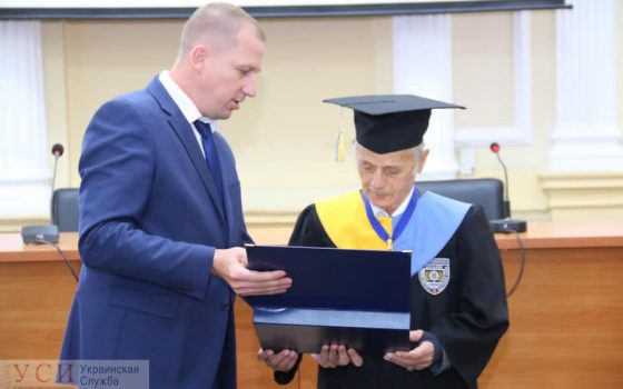 Легендарный крымскотатарский диссидент стал почетным профессором одесского вуза «фото»