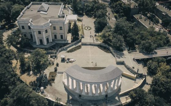 У Воронцовской колоннады в Одессе наконец появился “хозяин” «фото»