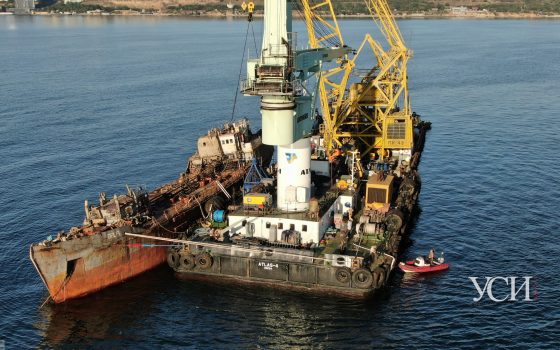 Наконец-то: затонувший танкер Delfi убрали с пляжа (видео, фото) «фото»