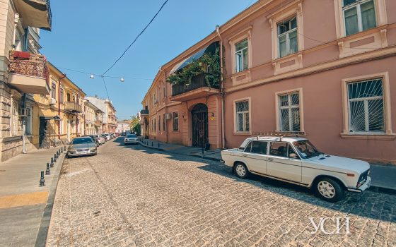 Воронцовский переулок: парковка запрещена, но если очень хочется, то можно (фото) «фото»