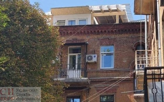 На втором доме Руссова одессит построил “курятник” «фото»