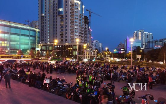 Более сотни байкеров проехали по Одессе колонной в память о погибших друзьях (фото) «фото»