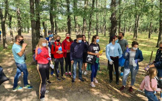 Всемирный день уборки: одесситы провели масштабный субботник в Дюковском парке (фото, видео) «фото»