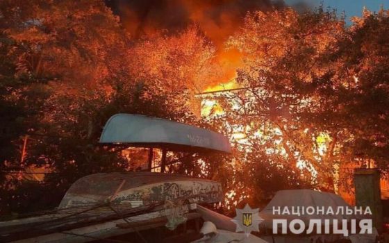 В Черноморке пожар повредил на причале 16 куреней: полиция ведет расследование «фото»