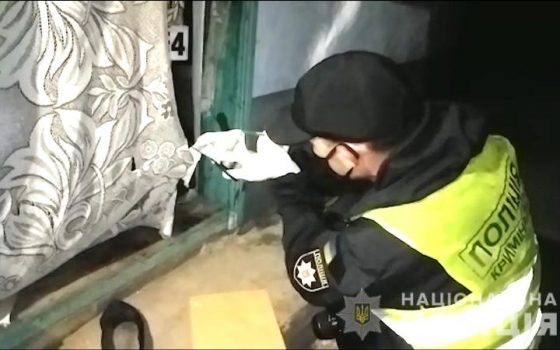 Избил до смерти: полиция задержала мужчину, который убил свою сожительницу (фото, видео) «фото»