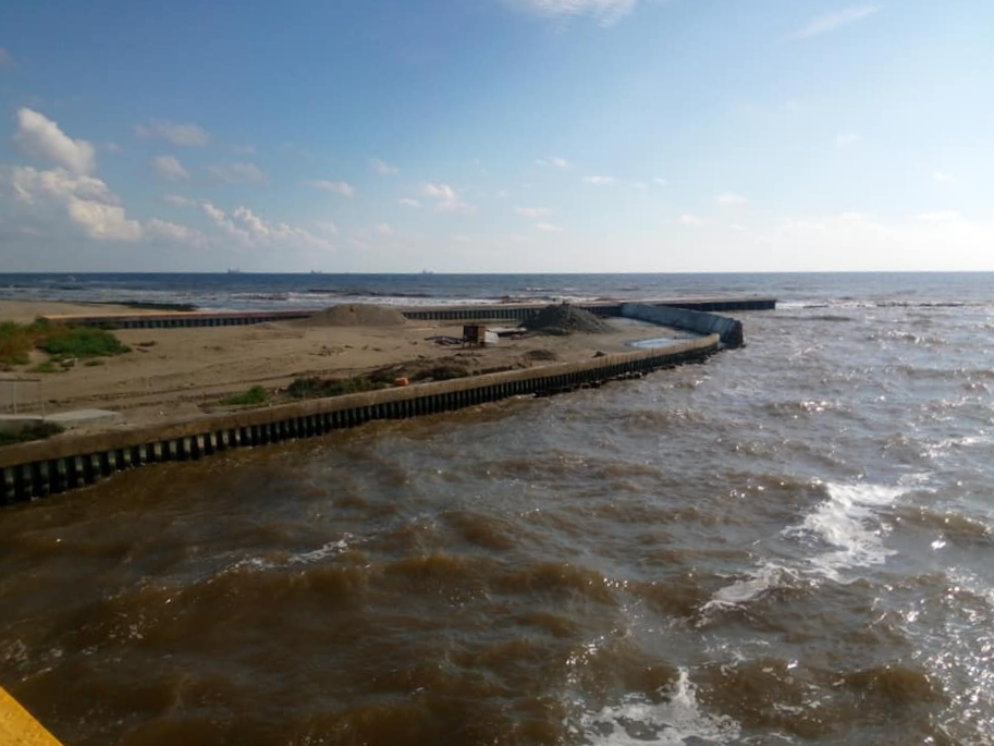 На побережье у Одессы и далее замечены мощные “красные приливы” (фото) «фото»