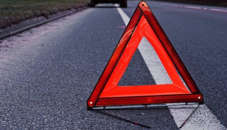 На Балтской дороге автомобиль сбил мужчину: водитель сбежал с места ДТП «фото»