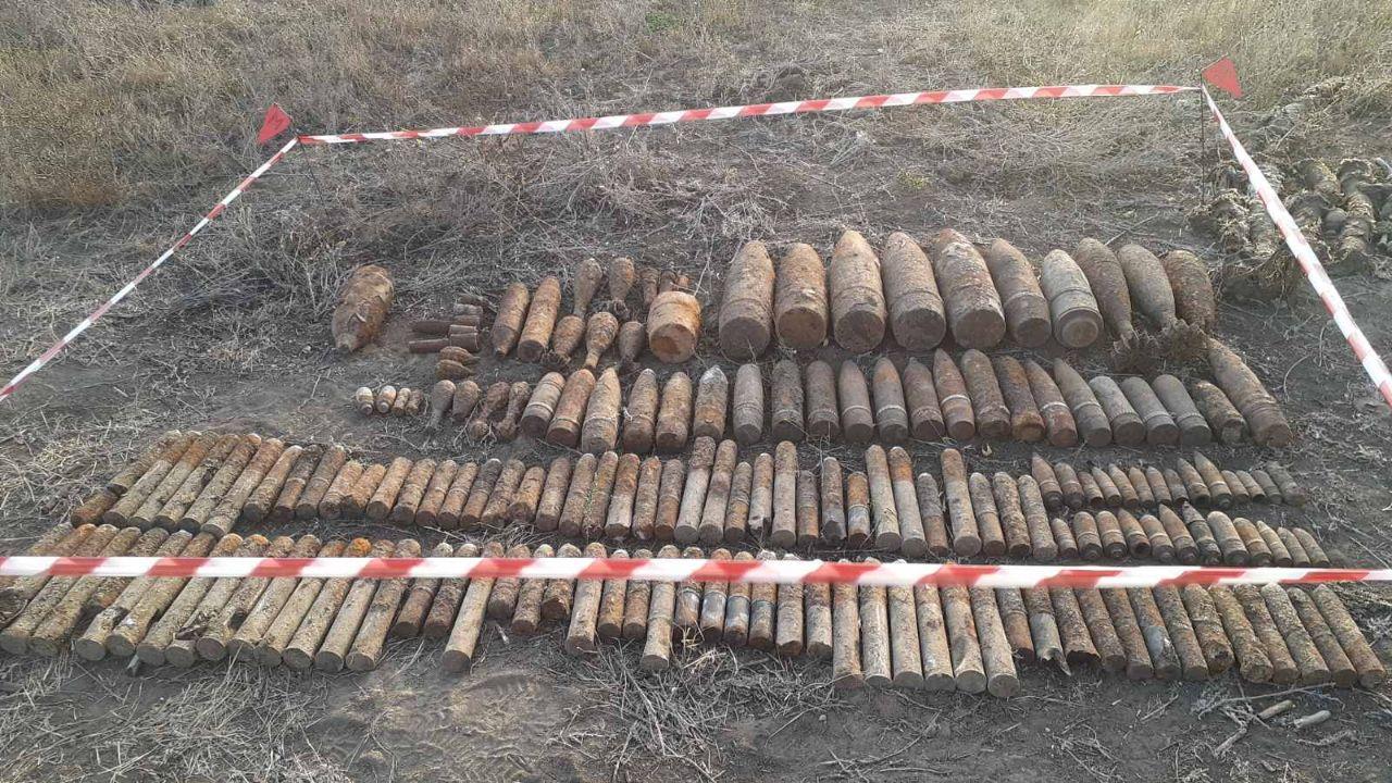 Под Одессой нашли целый арсенал снарядов и мин 📷 «фото»