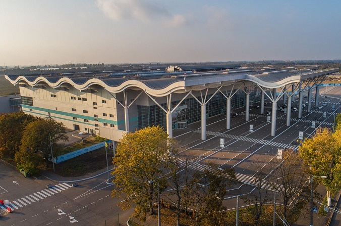 Одесский аэропорт планируют полностью передать Кауфману-Грановскому «фото»