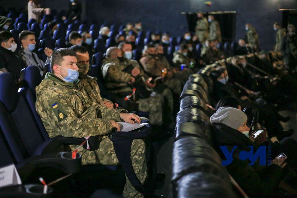 В Одессе состоялся допремьерный показ военной драмы “Мати апостолів” (фото, аудио) «фото»