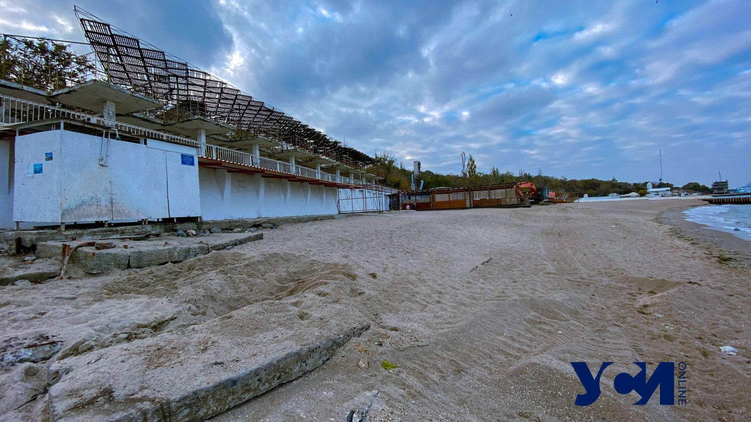 В Одессе снесли пляж для людей с инвалидностью, но пандусы обещают вернуть (фото) «фото»