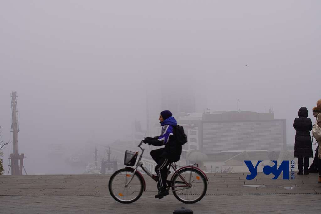 Одесса окутана туманом: красиво и опасно (фото) «фото»