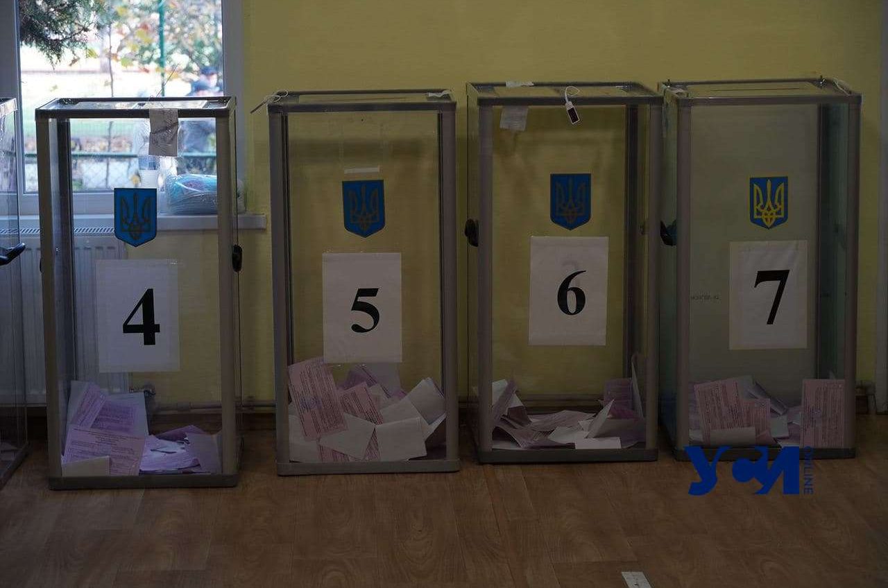 В Одессе проголосовали чуть более 10% избирателей «фото»
