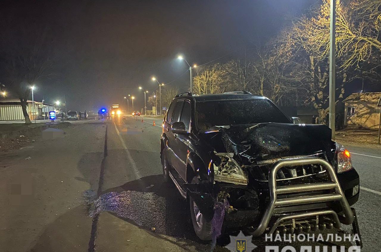 На трассе Одесса-Рени водитель насмерть сбил двух пешеходов (фото) «фото»