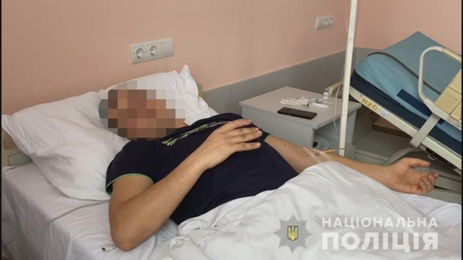 В Одессе грузчик отправил своего напарника на больничную койку (фото, видео) «фото»
