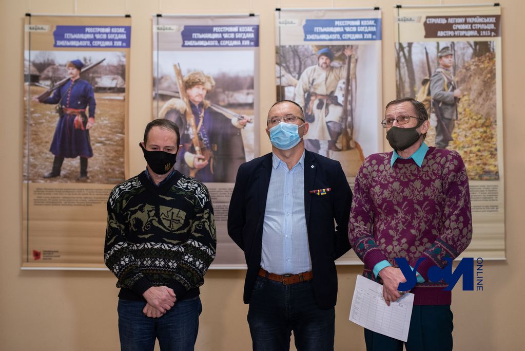 В Одессе открылась выставка об украинских воинах (фото, аудио) «фото»