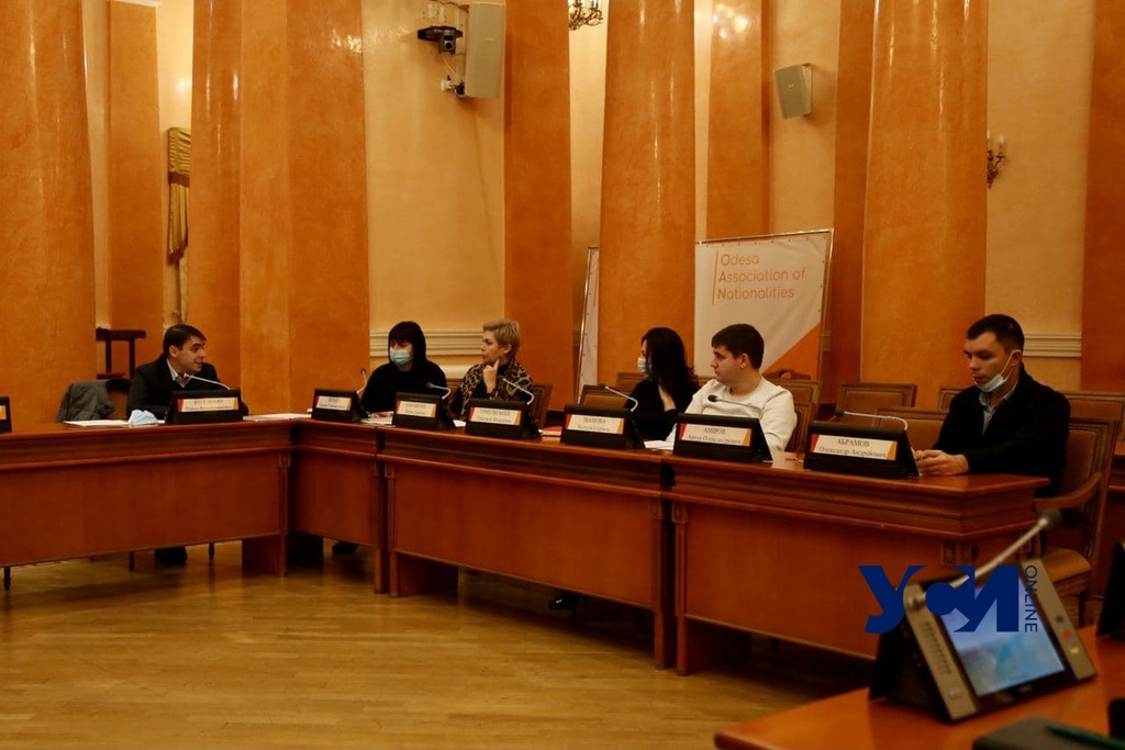 Земельную комиссию просят дать оценку законности стройки на Ришельевской (фото) «фото»