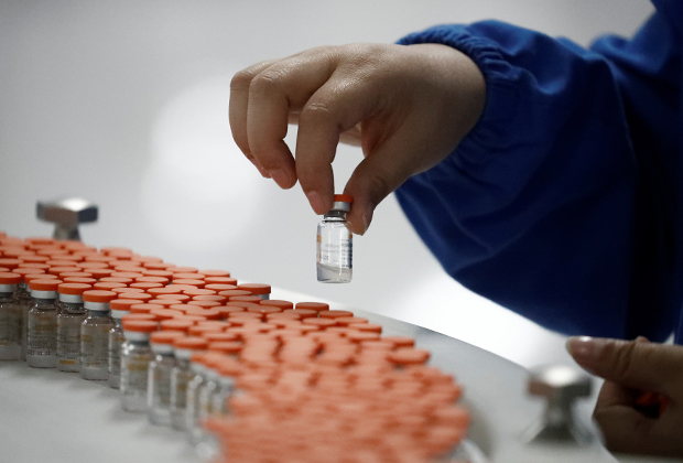Украина получит китайскую вакцину от COVID-19 «фото»