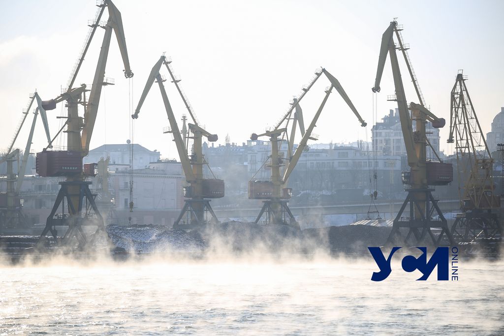 Море парит: в Одессе запечатлели красивое явление (фото, видео) «фото»