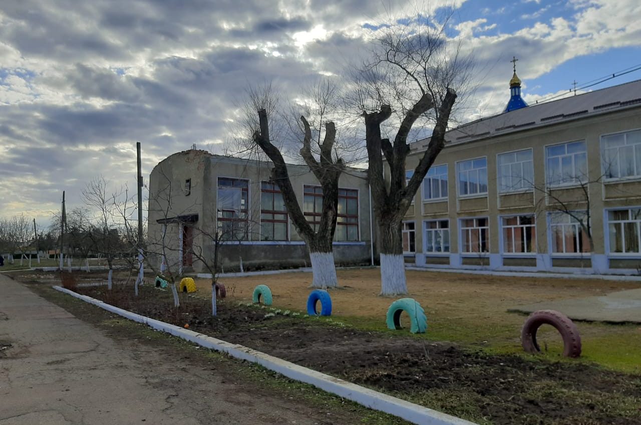 Подрядчика подозревают в наживе на ремонте школы в Одесской области (фото) «фото»