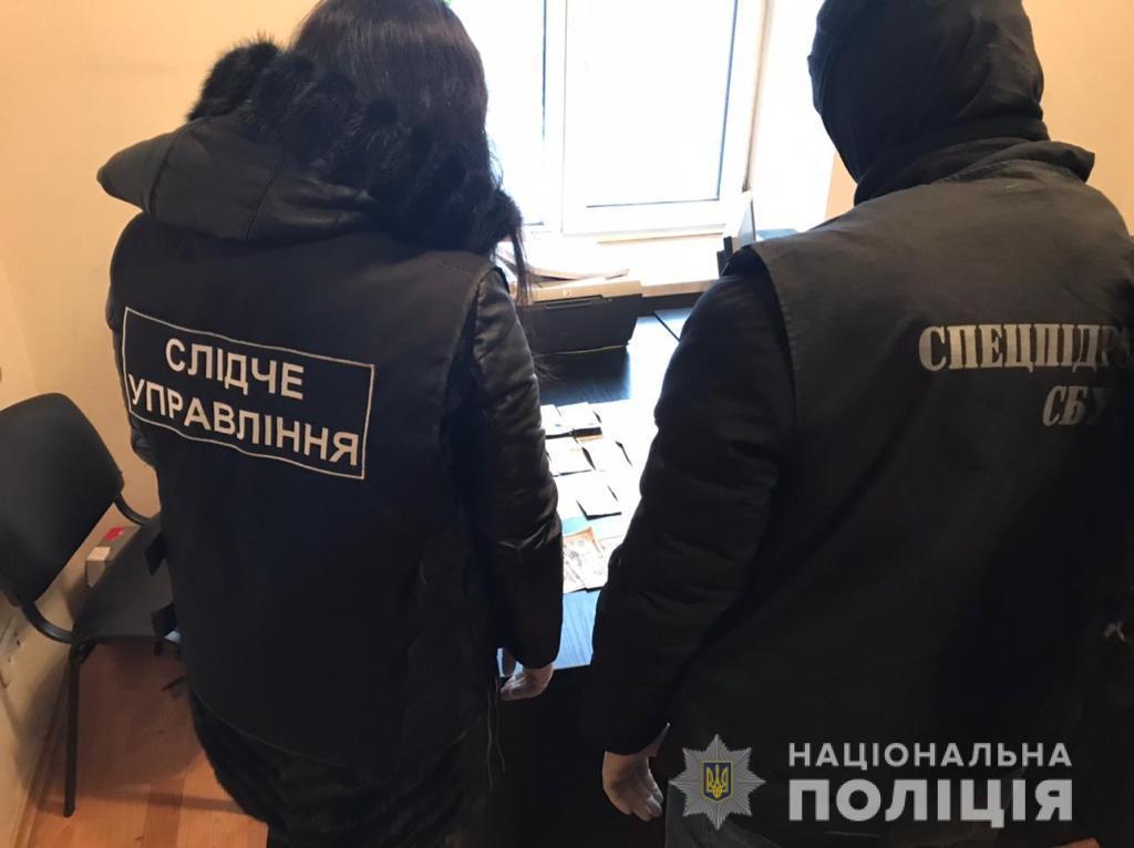 «Порешать» за 500 долларов: чиновник из Одесской области попался на взятке (фото) «фото»