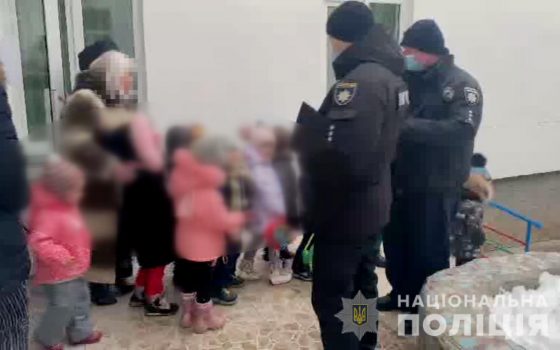 В Одессе снова ищут бомбы в детсадах (фото, видео) Обновлено usionline.com В Одессе снова ищут бомбы в детсадах (фото, видео) Обновлено «фото»