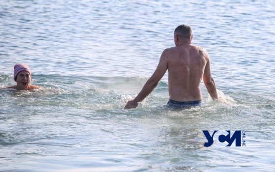 Мороз и солнце: одесситы массово вышли на крещенские купания (фото) usionline.com Мороз и солнце: одесситы массово вышли на крещенские купания (фото) «фото»