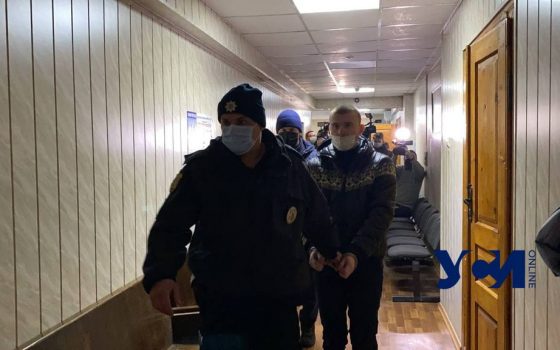 На суд над обвиняемым в убийстве Даши Лукьяненко не пустили журналистов (фото, видео) usionline.com На суд над обвиняемым в убийстве Даши Лукьяненко не пустили журналистов (фото, видео) «фото»