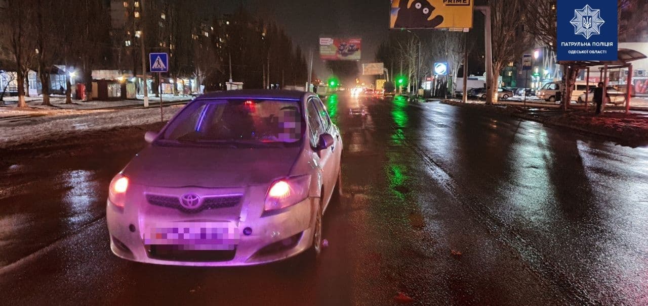 На поселке Котовского сбили пешехода (фото) usionline.com На поселке Котовского сбили пешехода (фото) «фото»