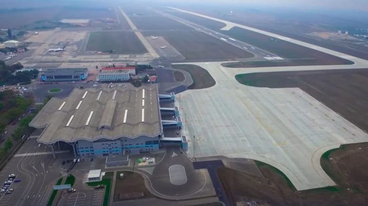 На реконструкцию аэродромного комплекса в одесском аэропорту выделили 700 млн гривен «фото»