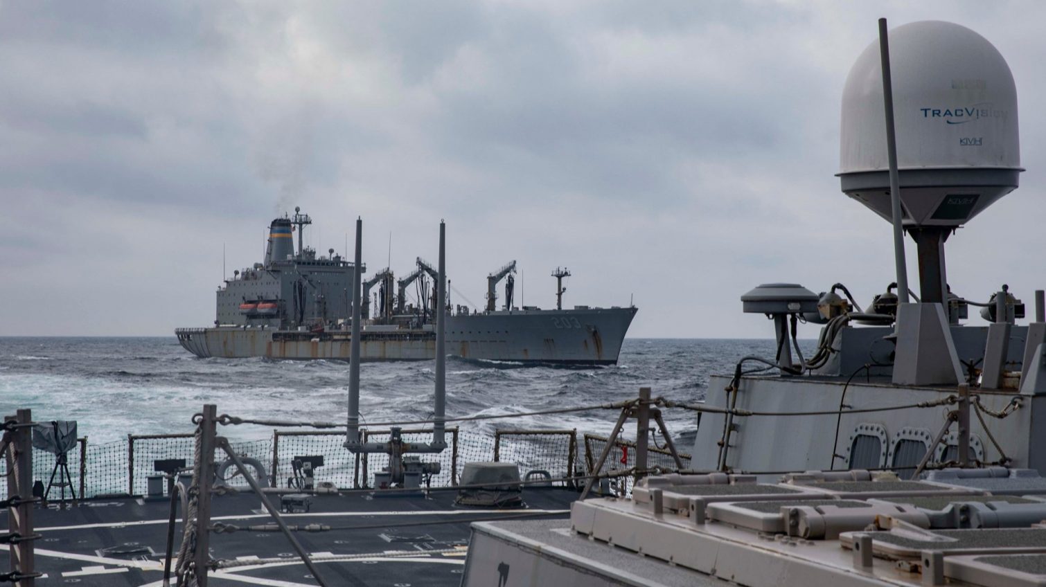 Корабли ВМСУ и ВМС США провели учения в Черном море (фото) «фото»