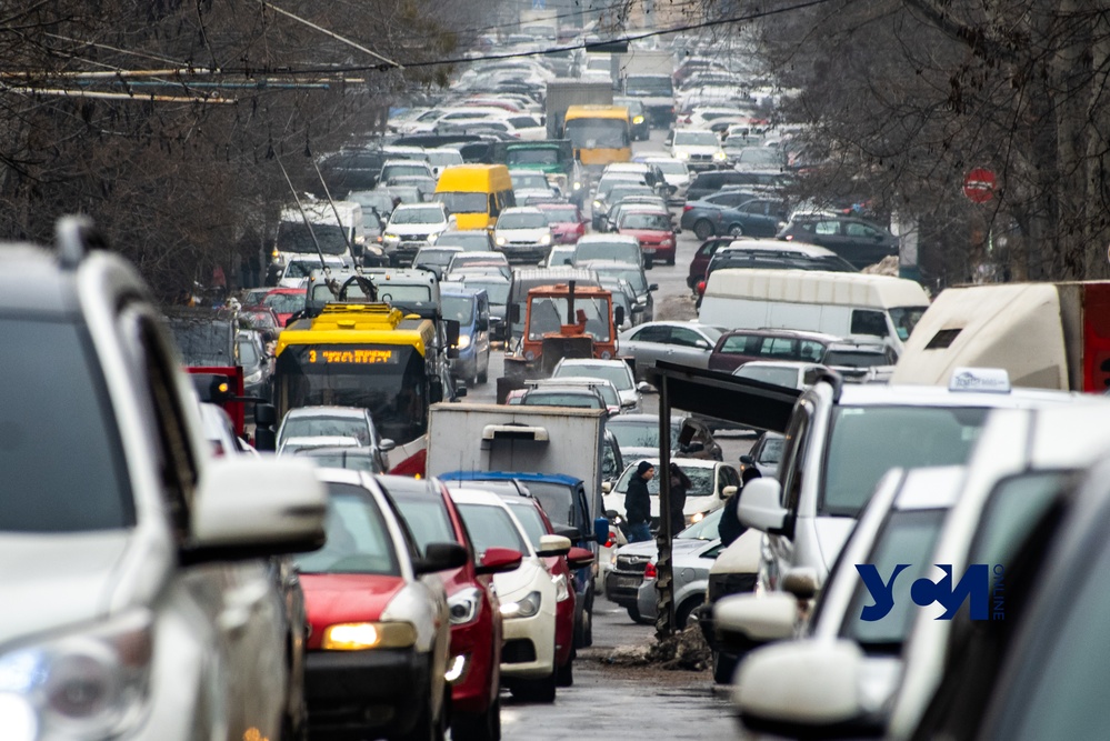 Зимняя Одесса в пути: пробки, маршрутки и трамваи (фото) «фото»