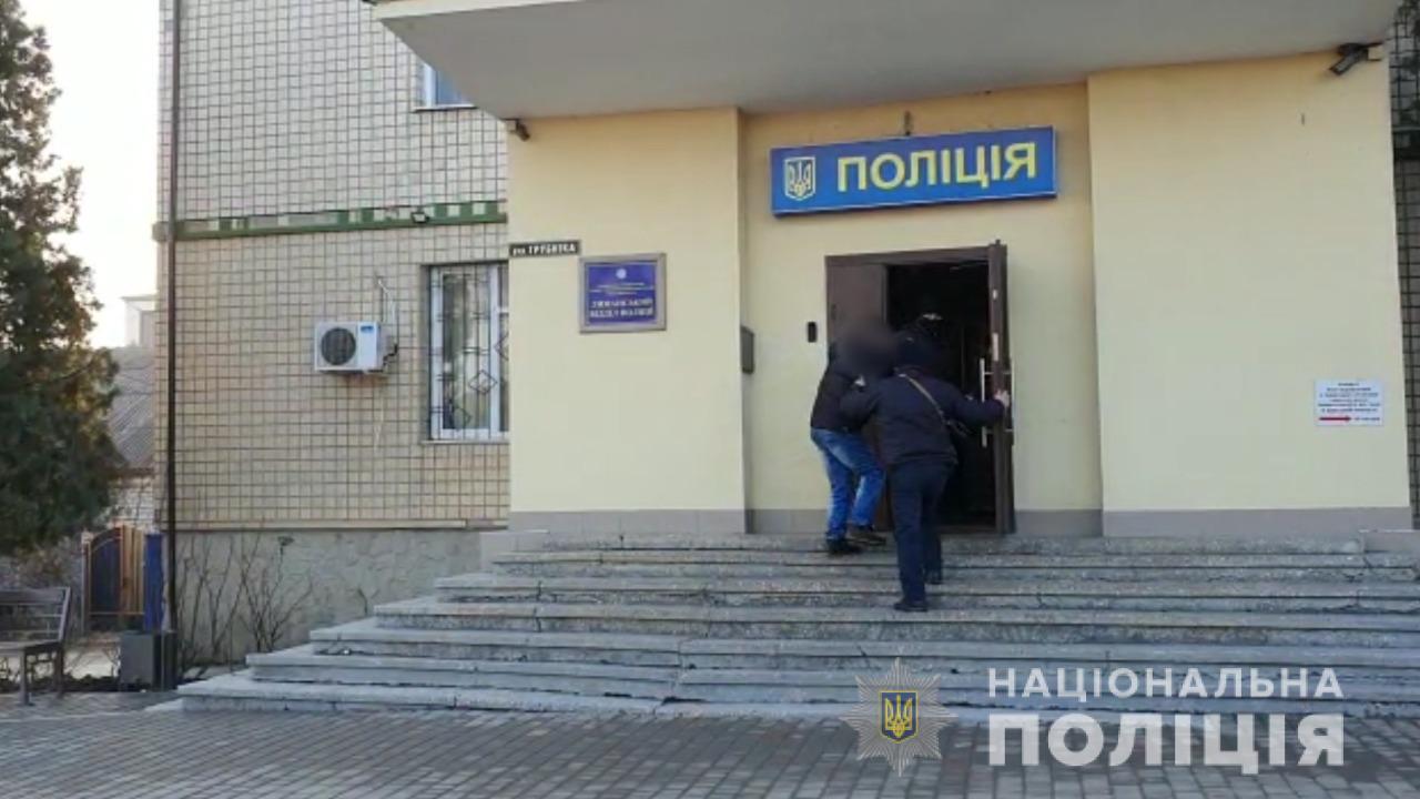 Житель Одесской области зарезал гостя, пока тот спал (фото, видео) «фото»