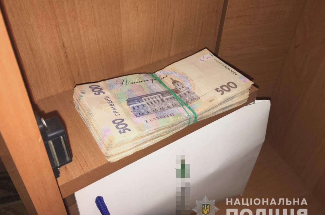 В Одессе сотруднику стройфирмы выстрелили в голову и отобрали у него 900 тысяч (фото, видео) «фото»