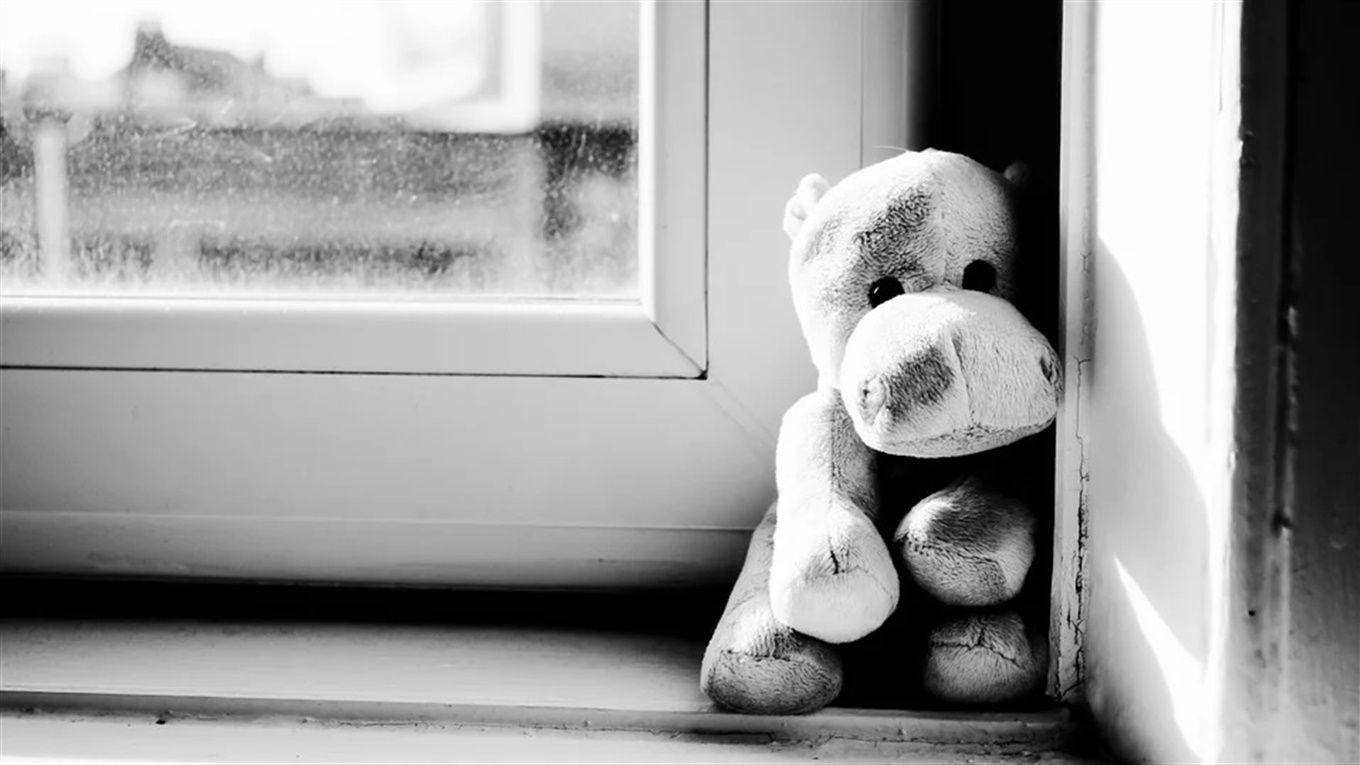 В Одессе 4-летний ребенок разбился, выпав из окна usionline.com В Одессе 4-летний ребенок разбился, выпав из окна «фото»
