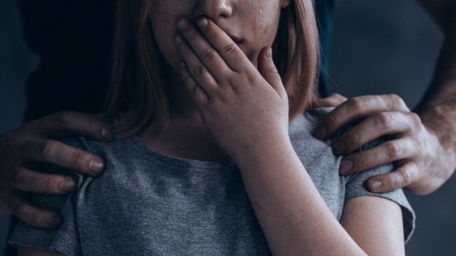 Зеленский ужесточил ответственность за сексуальное насилие над детьми «фото»
