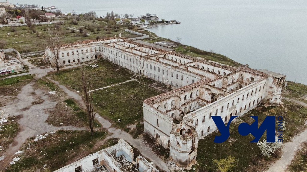 200-летние Аккерманские казармы: руины, где витает дух истории (фото) «фото»