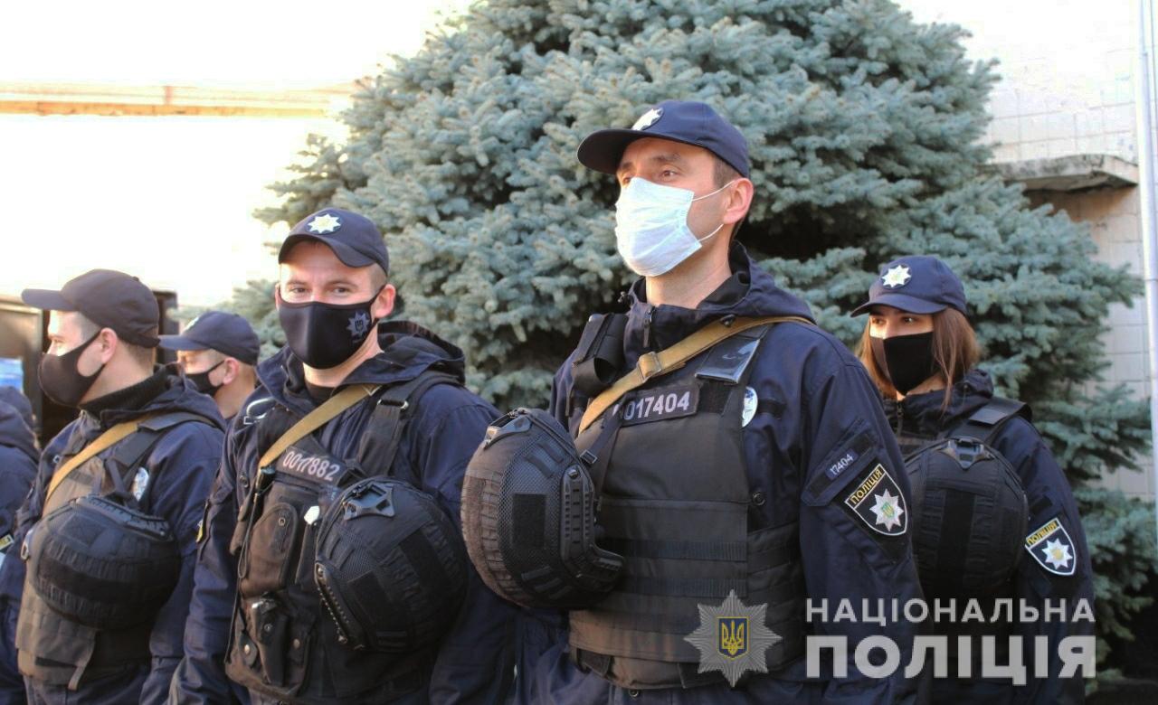 Одесский гарнизон полиции подняли по тревоге (фото) «фото»