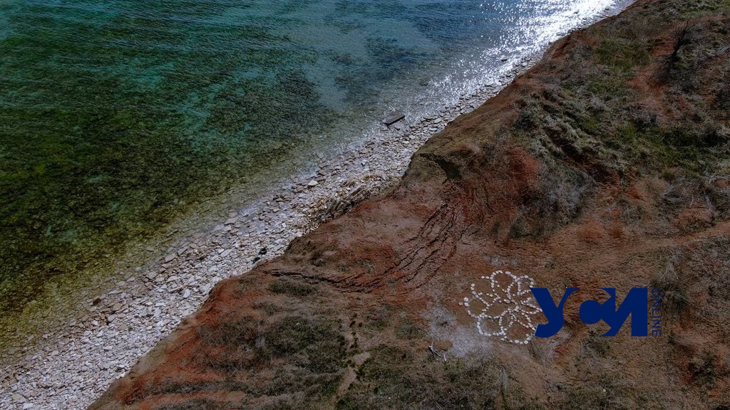 Дикие пляжи: побережье Чабанки с дрона (фото) «фото»